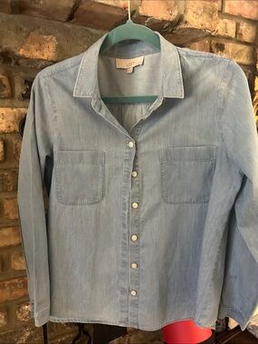 LOFT Light Blue Chambray Button-Front Shirt